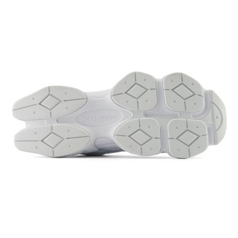 New Balance 9060 – Triple White