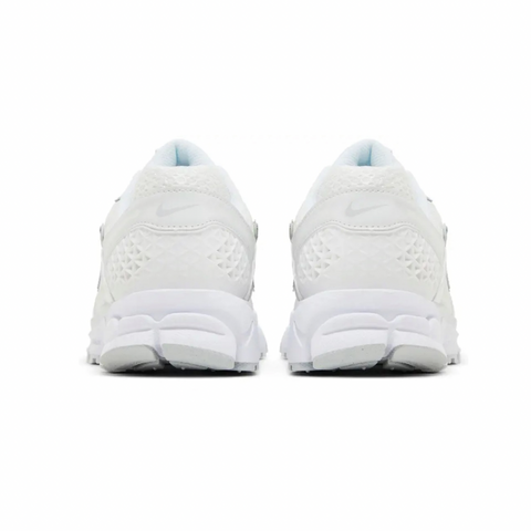 Air Zoom Vomero 5 'Chrome Toe'