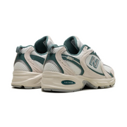 New Balance 530 – Beige Green